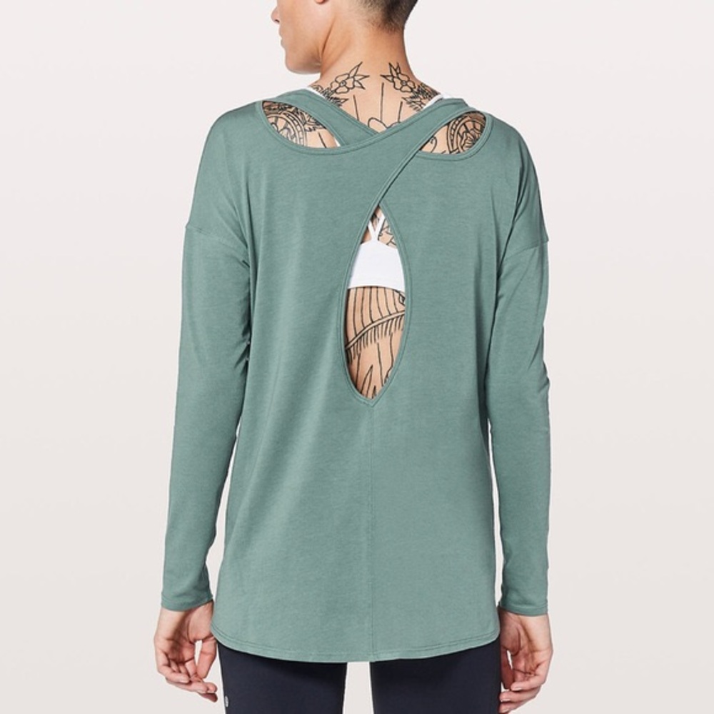 Lululemon Back Into It